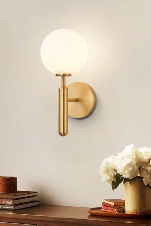 Nuura Miira wall lamp